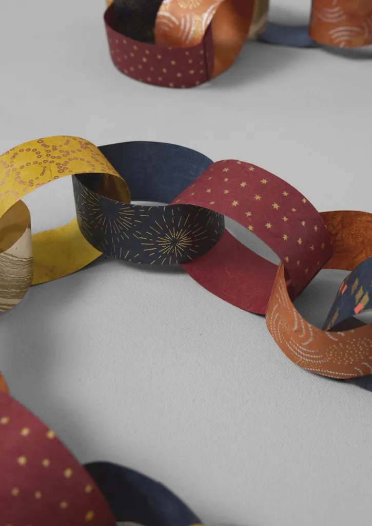 TOAST Lokta Paper Chain Kit- Christmas Decorations
