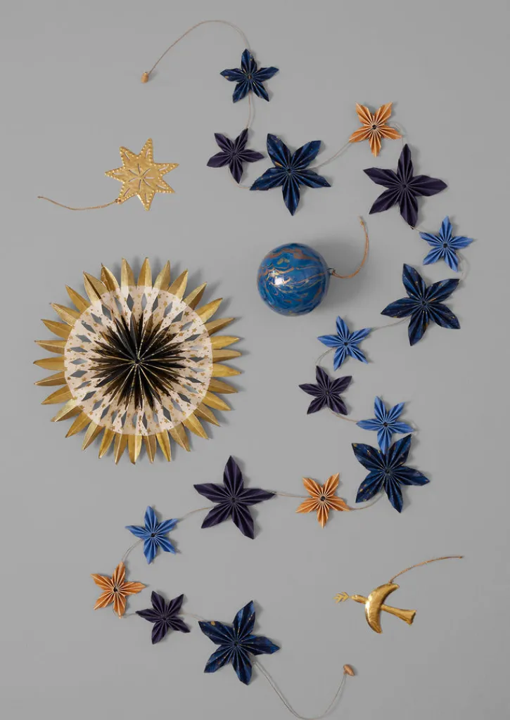 TOAST Marbled Star Paper Garland- Christmas Decorations
