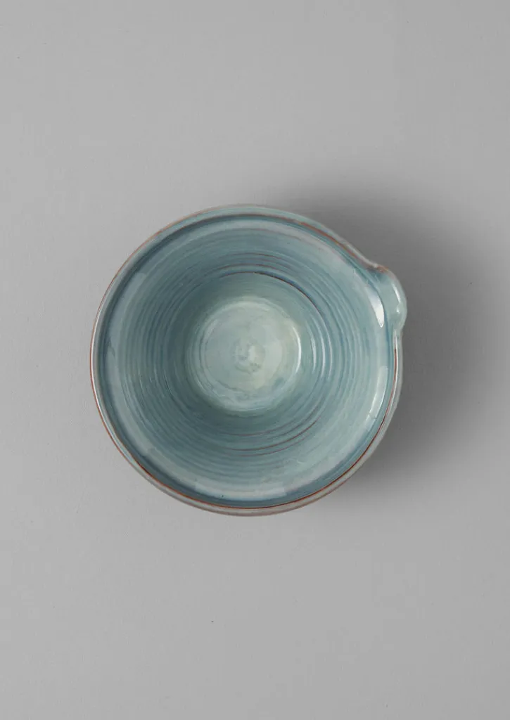 TOAST Poterie Barbotine Pouring Bowl- Ceramics