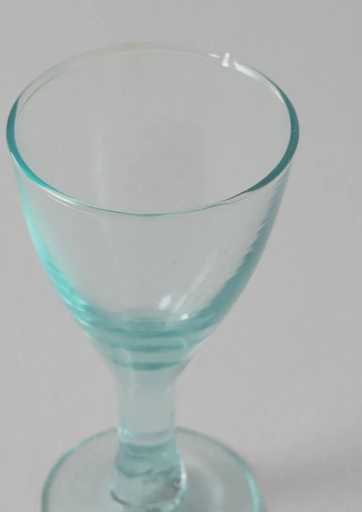 TOAST Recycled Bolivian Wine Glasses Set- Glass|Tableware
