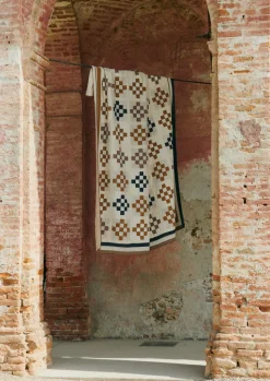 TOAST Tile Cotton Patchwork Quilt- Textiles|Blankets & Throws