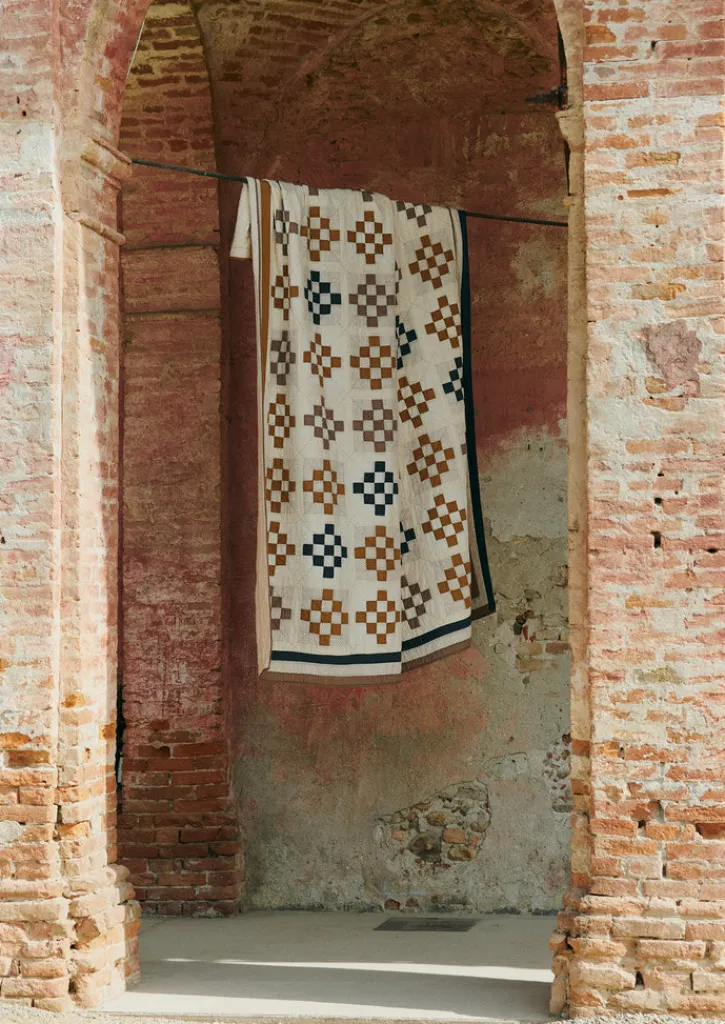 TOAST Tile Cotton Patchwork Quilt- Textiles|Blankets & Throws